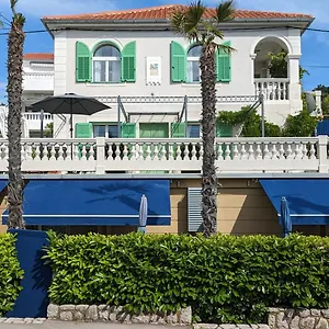 Pavi Apartments Vila Amalia Apartmán